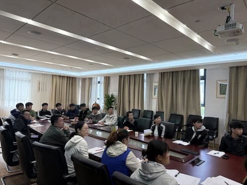 10月22日上午,黄燕书记走访杭州市第十五中学实习点 10月22日上午,黄燕书记走访杭州市第十五中学实习点